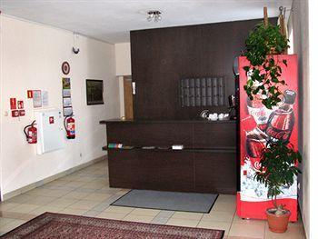 Julian Hotel 2*