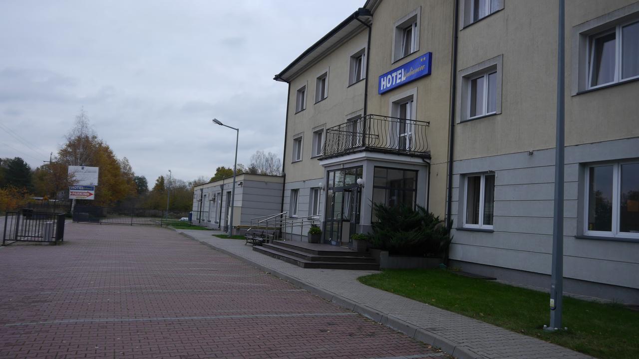 Julian Hotel